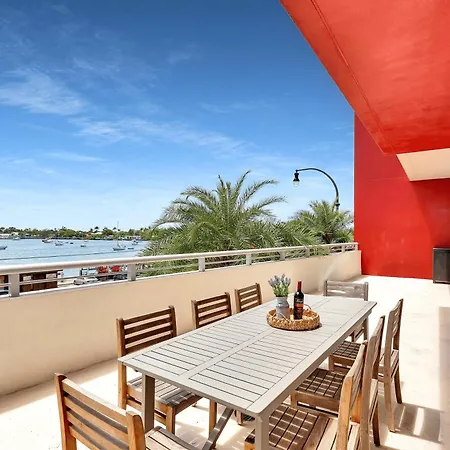 Front Bay View Terrace Rooftop Pool Near Beach